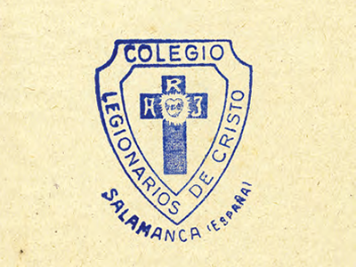 Versión del escudo legionario empleada en el Noviciado legionario de Salamanca, España