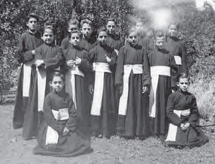 Los primeros componentes de la «Apostólica Misional del Sagrado Corazón de Jesús»