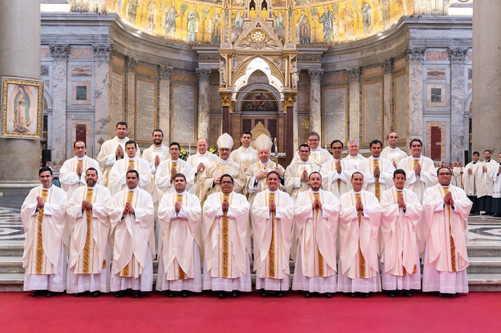 Ordinazioni sacerdotali a Roma: Nuovi sacerdoti per la Chiesa universale